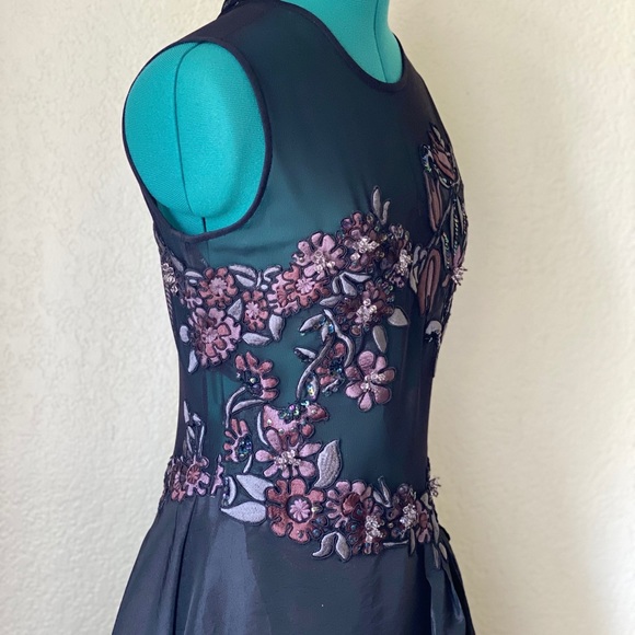 Black lace NIGHT WAY COLLECTION vintage FORMAL DRESS size 4 - Picture 7 of 8